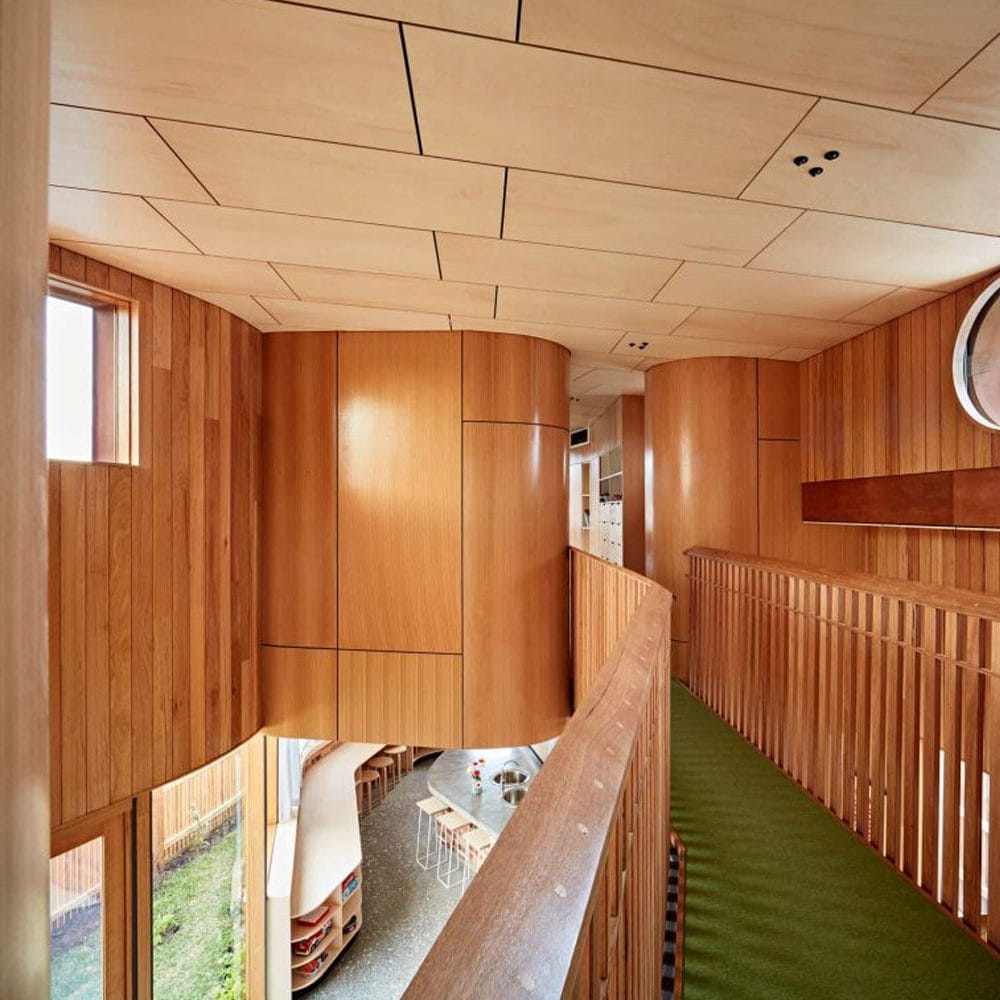 Grand Design Kensington Curvy House Slab Heating Bridge
